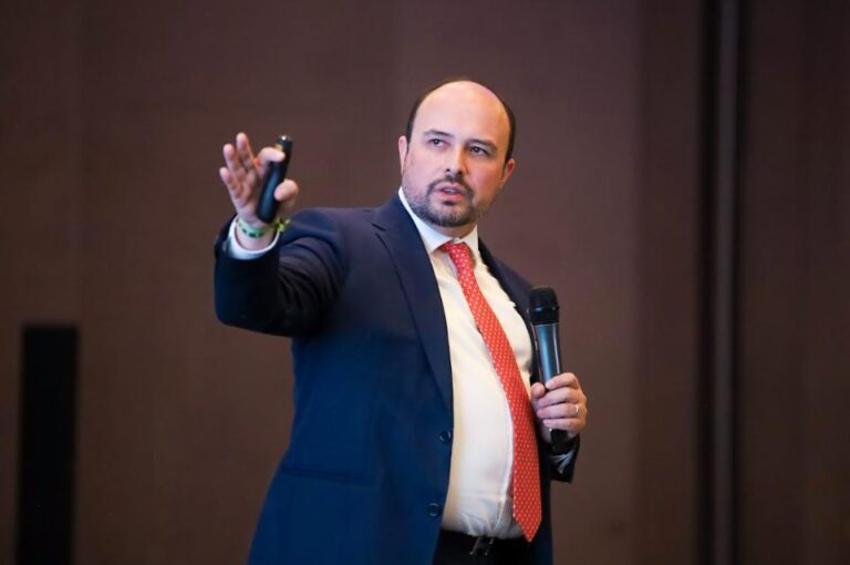 Alejandro Padilla 06