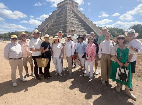 Empresarios y Dirigentes entre amigos