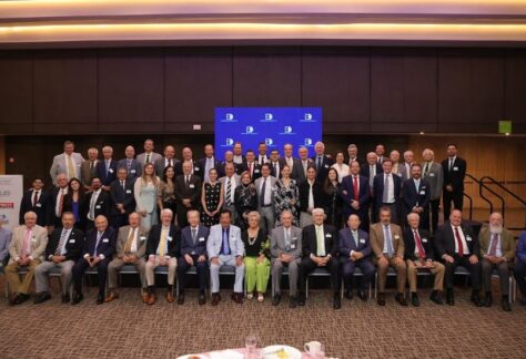 Foto Grupal Empresarios y Dirigentes