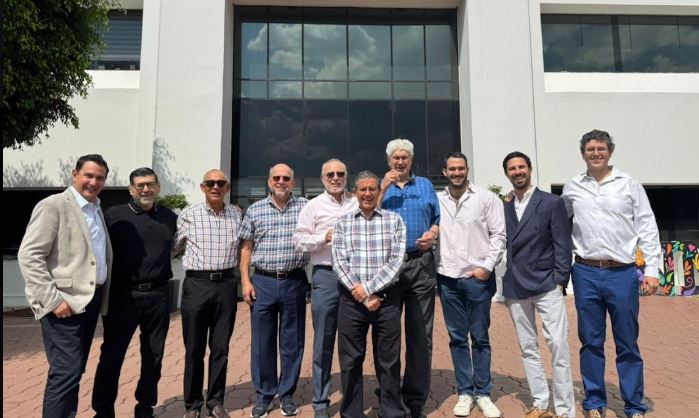 Visita de estudio a la empresa Sanmina 6